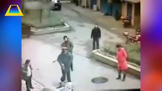 Caught On Camera: Man Plays With Manhole Cover Got An Incredible Surprise | Ocean News