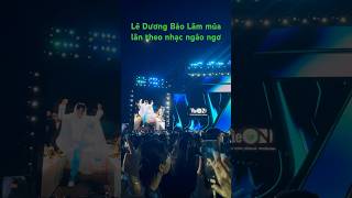 Lê Dương Bảo Lâm múa lân theo nhạc ngáo ngơ ở đêm anh trai say hi concert 2