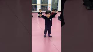 CUTE 3-YR-OLD UYGUR BOY KNOWS HOW TO FIRE IT UP🔥#xinjiang #dance #shorts #dancevideo #sharing #kids