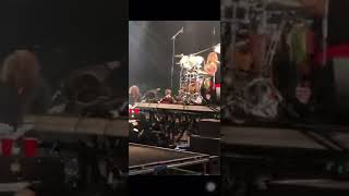 Foo Fighters - Let there be rock - cover   - a look at Taylor Hawkins-