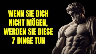 7 Anzeichen, dass dich jemand heimlich ablehnt – Erkenne sie!