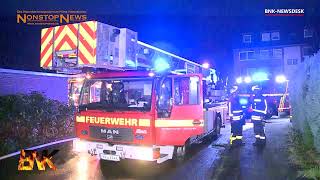 Re-Upload | Explosion eines Gartenhauses - Feuer droht auf Wohnhaus überzugreifen | 02.11.2021