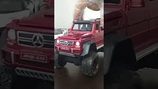 Mercedes Benz G class 6x6 Red 5