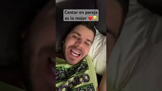 Cantar en pareja es lo mejor 😂😂