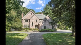 777 West Street, Leominster, MA - Stately Brick-Faced Colonial