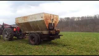 How a manure spreader works