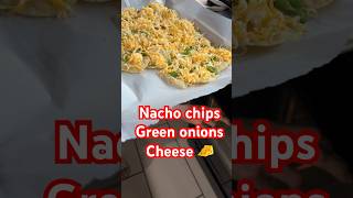 Easiest Nacho recipe 🌶️ #shorts “nachos” #cheese #greenonion that’s all you need