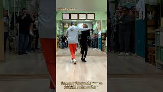 Clases de Bachata Parejas Beginners #shorts 230201 1 con musica #salsa #bachata #tiktok @angelaimamb