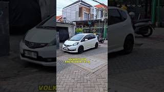 Tampilan modifikasi Honda Jazz pakai velg racing mobil r16 CE28 LEBAR 7