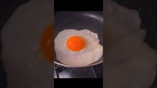 #shorts Fried Egg#shorts#satisfying#viral#trending#youtubeshorts@amoremaria