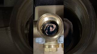 what's actually happening inside your pressure washer pump... #shorts #pedro #pump