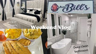 Living in Houston | Weekend Vlog: Deep Cleaning, Brunch, and More!