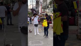 Broma del teléfono a colombiano 😂 si le dolió 😂