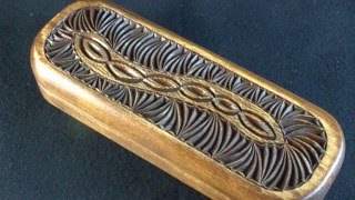 How to carve a pen box