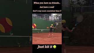 Hitting against a wall #tennis #practice with a #wall #테니스 벽치기 #claycourt #fitness #테린이 #consistency