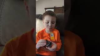 Jax reviews the most Oreo Oreos.