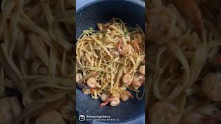 Spicy Prawn & Mushroom Linguine (Asian Fusion Pasta)