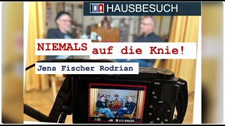 „NIEMALS auf auf die Knie!“ Jens Fischer Rodrian beim IDA-Hausbesuch