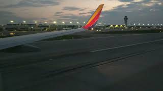 Southwest Airlines 737-700 Dusk Landing in St. Louis (COU-STL)