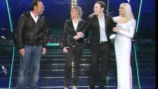 Raffaella Carrà e Tiziano Ferro - E Raffaella è Mia - Carramba