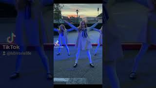 megans dancing at Halloween Horror Nights #halloweenhorrornights #halloween #meganmovie #fypシ゚viral