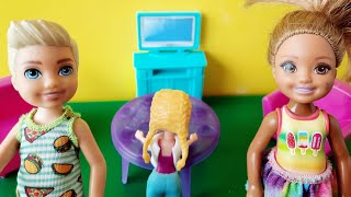 Polly Pocket Hafıza Kaybı Numarasıyla İşlerden Kurtuluyor Barbie