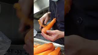 Fastest Carrot Peeling #Vishfreespirit #youtubeshorts #foodie #topchop