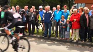 Start 2e etappe Eneco Tour 2014 in Waalwijk