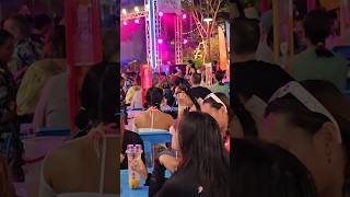 a normal evening in Pattaya, Thailand. Live music, food, and drinks. #travel #thailand #pattaya