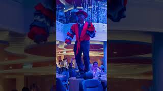 Dinner Entertainment #travel #shorts #Youtubeshorts #shortsvideo