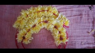 Simple and Easy way to string flower garland/Samanthi poo kattuvathu eppadi/how to tie samanthi poo