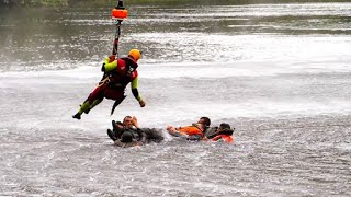 Жан-Даниэль, жандарм Новой Каледонии, обучается подъему вертолета.