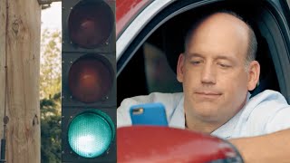 DON'T TEXT AT A LIGHT OR ELSE... | LOL COMEDIHA!