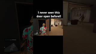 Went to watch Dr. Dre and seen this door open! #gta #glitch #funnyclips #drdre