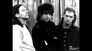 Soda Stereo : juegos de seducción / Velez 1990