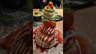 trying fluffy soufflé pancakes in japan