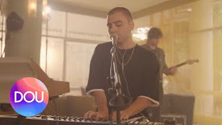 Cem Pilevneli - Kayıp Aranıyor [Petek Pansiyon Live Sessions] (Official Video)