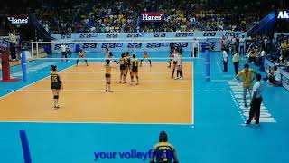 SOLID CROWD.! ATENEO WINS FOR THE FINALS . 4TH SET FULL.! MY HEART IS SO BLUE.|yourvolleyfrnds