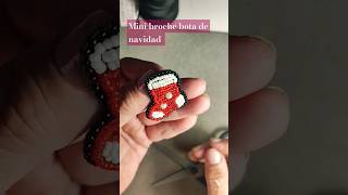 Mini broche bordado, bota navideña #bordadoamano #diy #embroidery #bordado #art