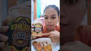 Makan ayam kremesan kraton