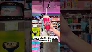 Cup of slushees will bring you Christmassy spirit 🎊 #tubbees #slushees #tasty #dessert