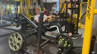 Machine hip thrust - plate loaded