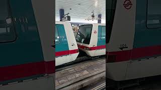 ⬜C801 Trains Off-Peak parking is back at Jelapang LRT Station??