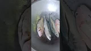 Bakar ikan di wajan #bakarikan #ikan #segar #fresh #shorts #short #traditional #tradisional #asli