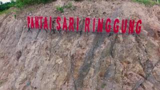 Berlibur Di pantai Sari ringgung Bersama Keluarga