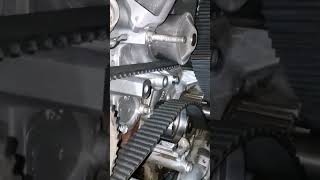 installiibg new timing belt rx470 lexus