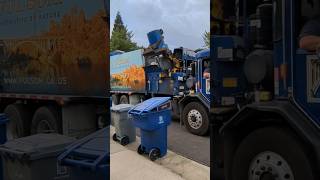 Bridgeport 1250 on recycling #garbagebody #garbagebin #garbagetruck #garbage #trashbin #trailer