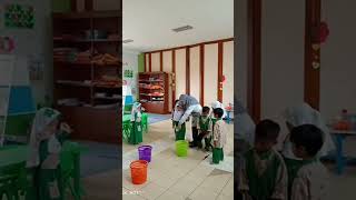 Aksi Seru Melompat Anak Anak Paud Disekolah #shorts#youtubeshorts#renyvirgiant