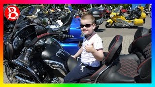 СУПЕР приколы на крутых байках! МОТО-ПРИКОЛЫ 2016 Moto FUN! MisterBoy на МотоШоу!