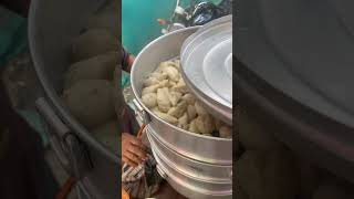 Ghar par baar kese momos ban jate hai kya ? #food #momos #recipe #bigmomos #streetfood #streetmomos